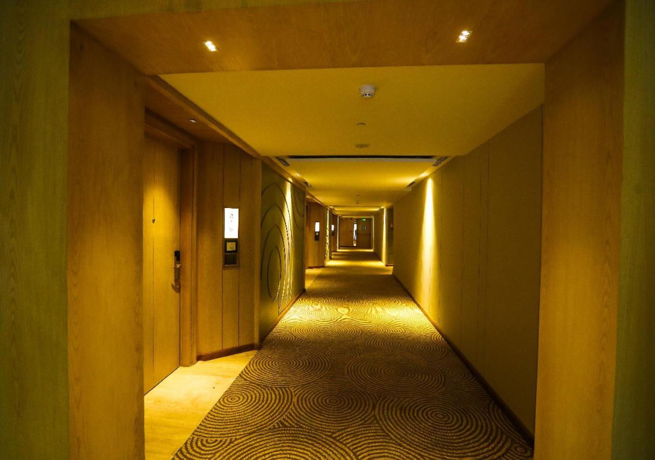 Готель Radisson Бхопал Екстер'єр фото